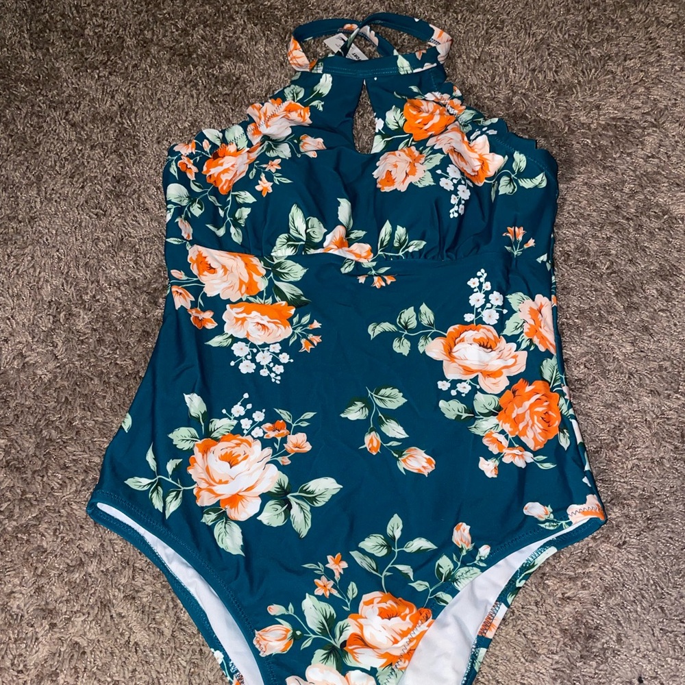 Cupshe Halter One Piece